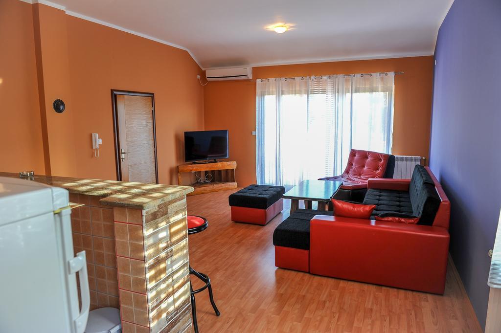 Apartman Selena 트레빈예 외부 사진